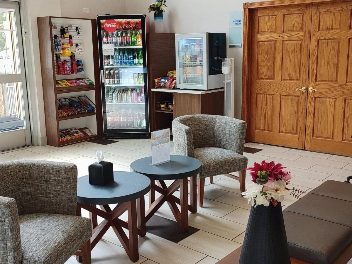 Holiday Inn Express Murrysville - Delmont By Ihg Exteriör bild